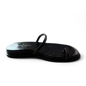 Jessica Simpson Black Snake Print Strappy‎ Flat Sandals Size 8